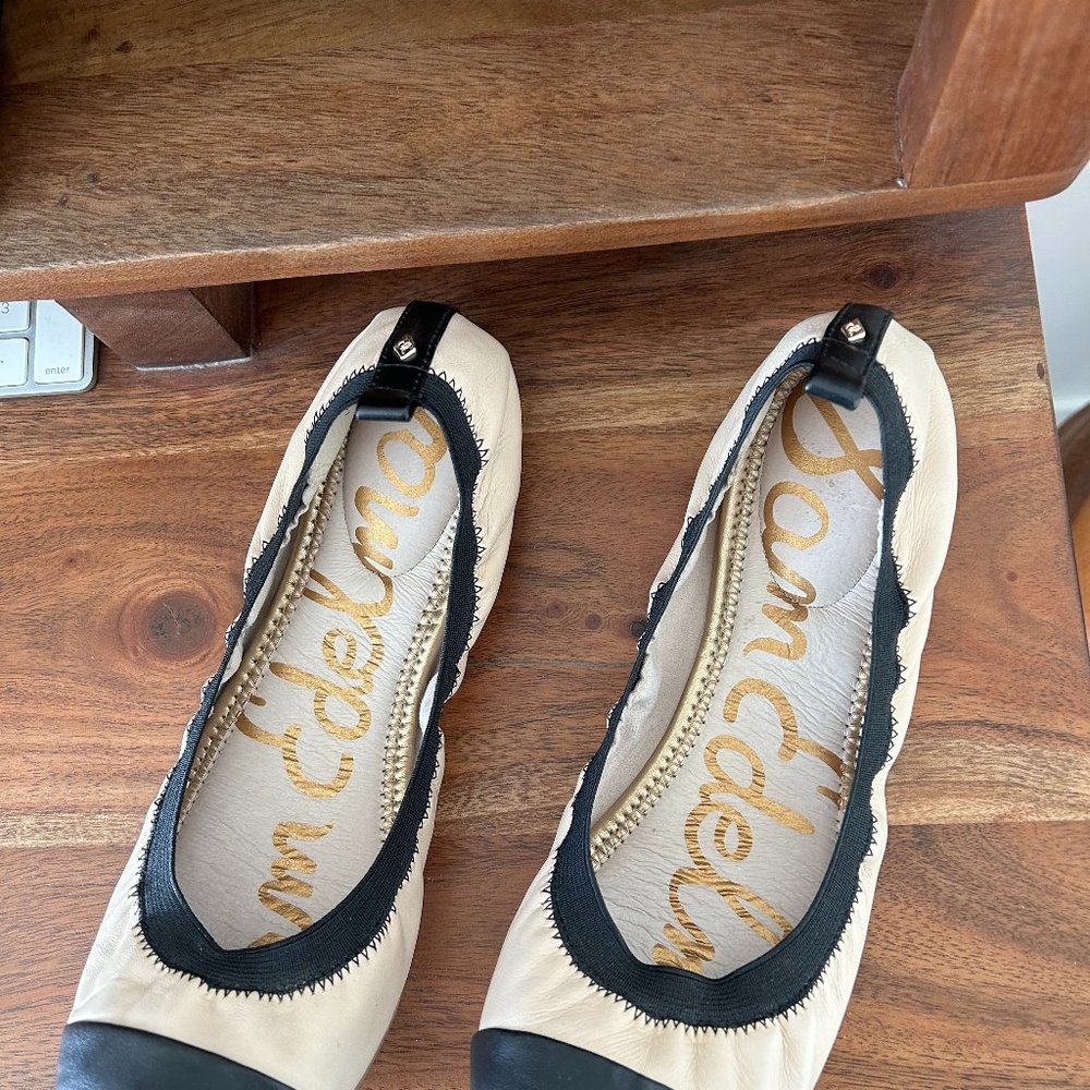 Sam Edelman Beige/Tan Flats